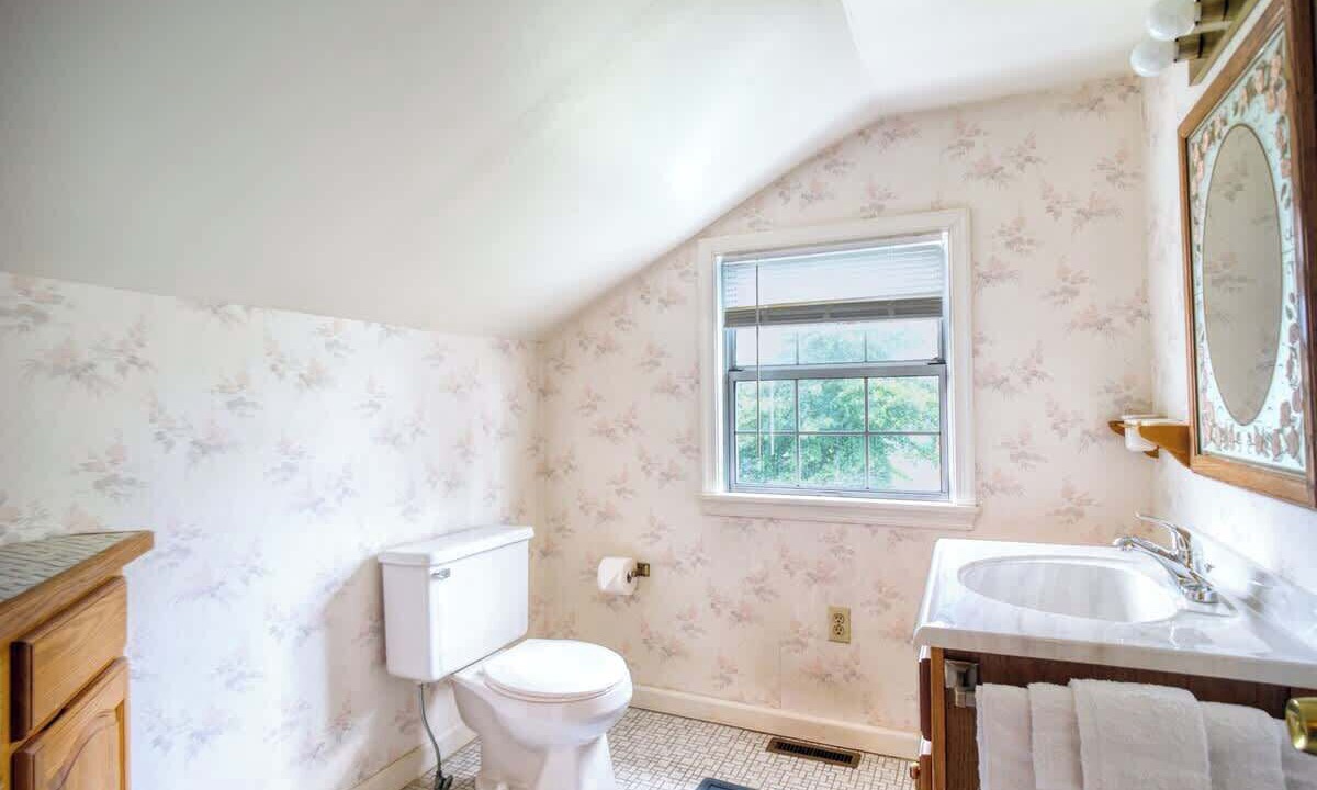Photo of Bathroom in Lexington Park