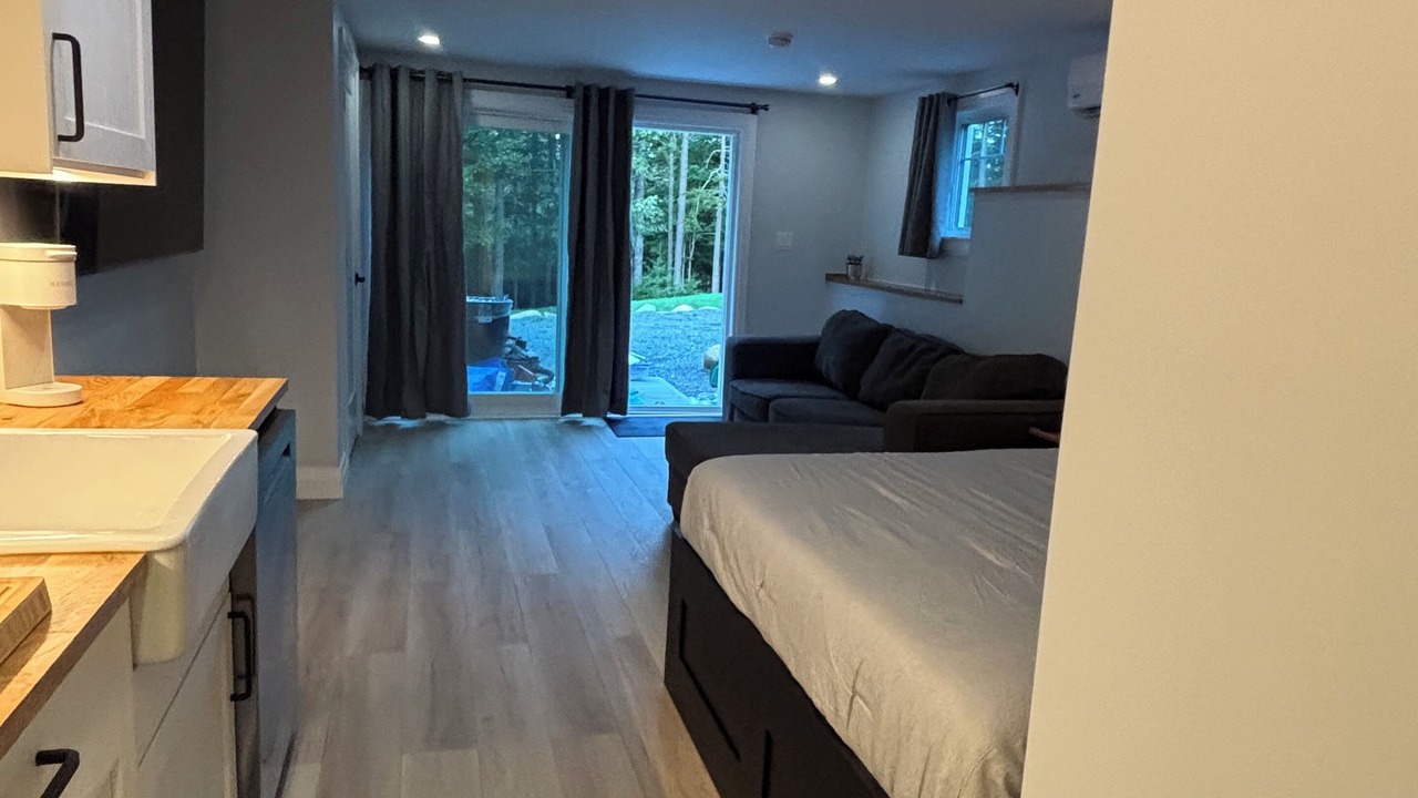 Photo of Bedroom in Conquerall Bank