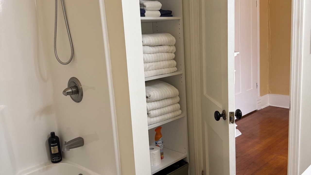 Photo of Bathroom in Palmyra