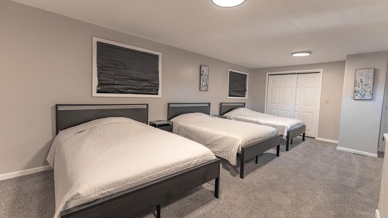 Photo of Bedroom in Lincoln Park
