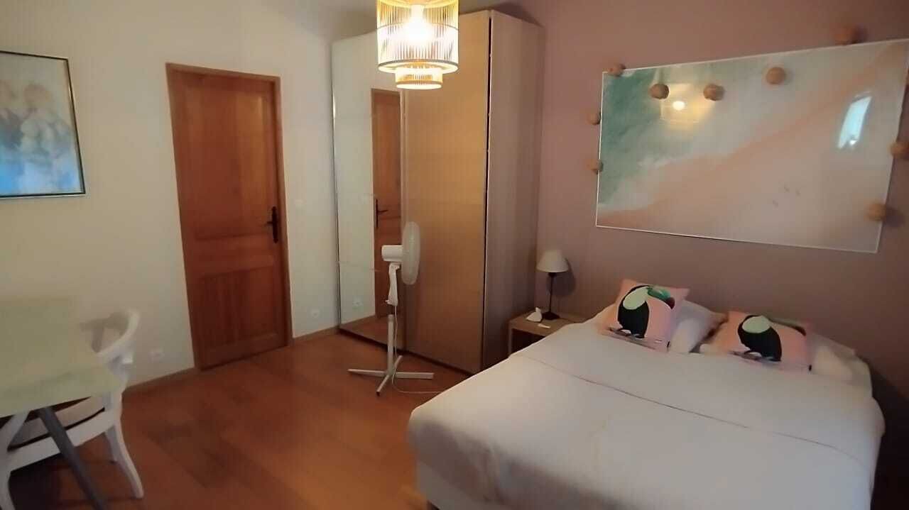 Photo of Bedroom in Entraigues-sur-la-Sorgue