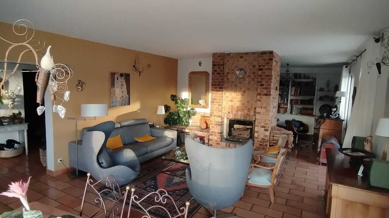 Photo of Livingroom in Entraigues-sur-la-Sorgue
