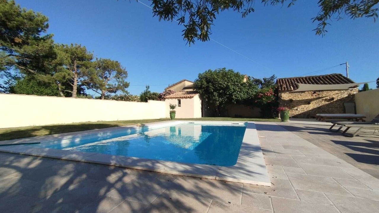Photo of Outdoor in Entraigues-sur-la-Sorgue