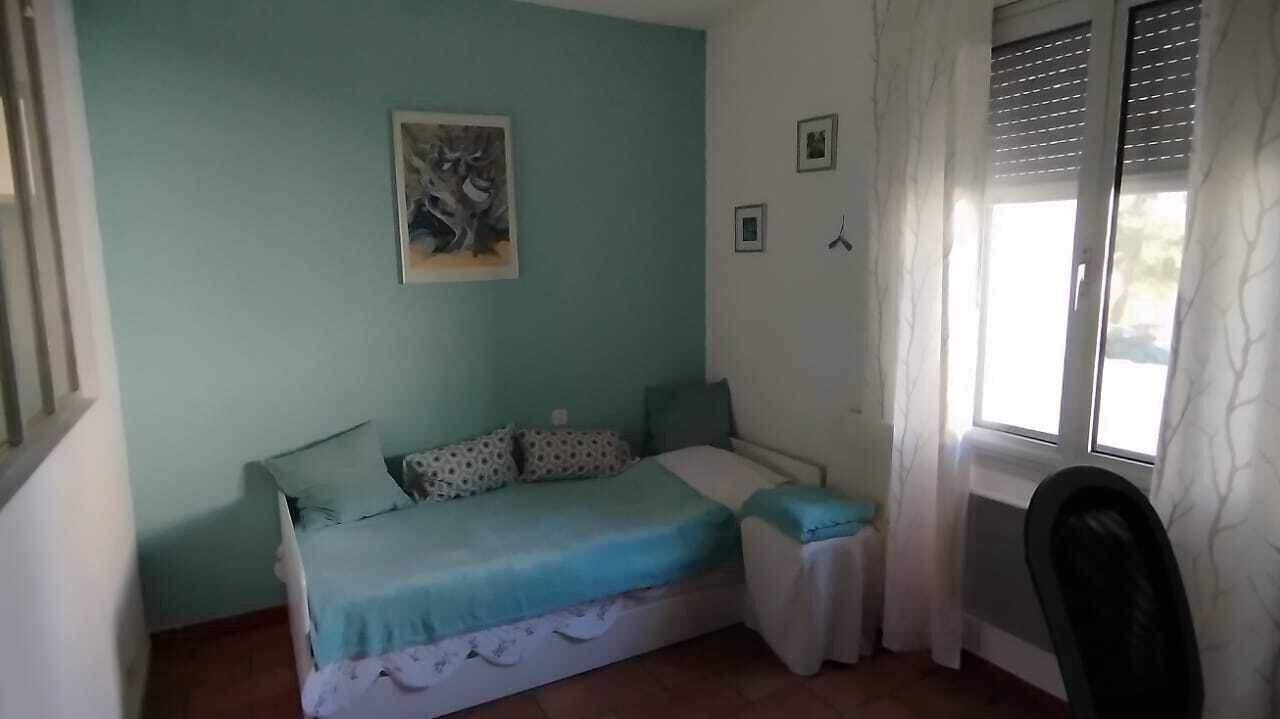 Photo of Bedroom in Entraigues-sur-la-Sorgue