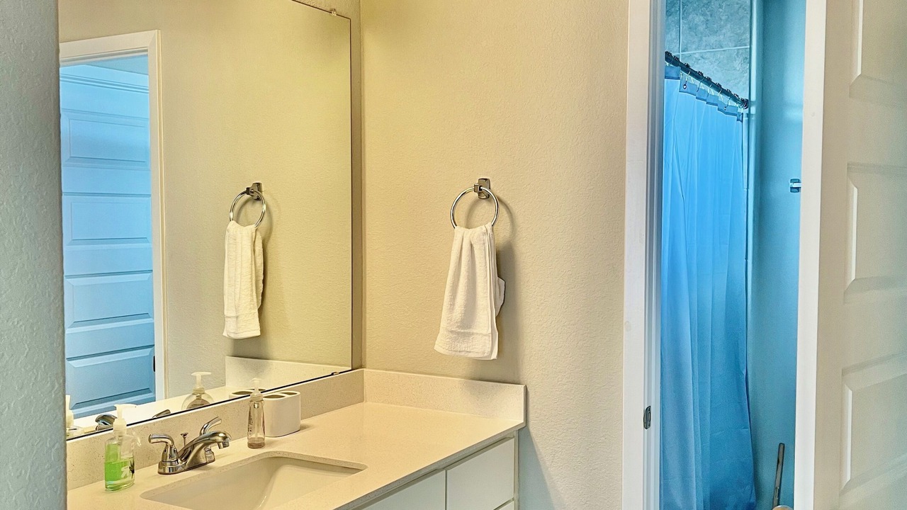 Photo of Bathroom in Elgin