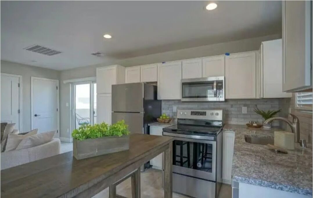 Photo of Kitchen in Mesa Del Sol Innovation Park