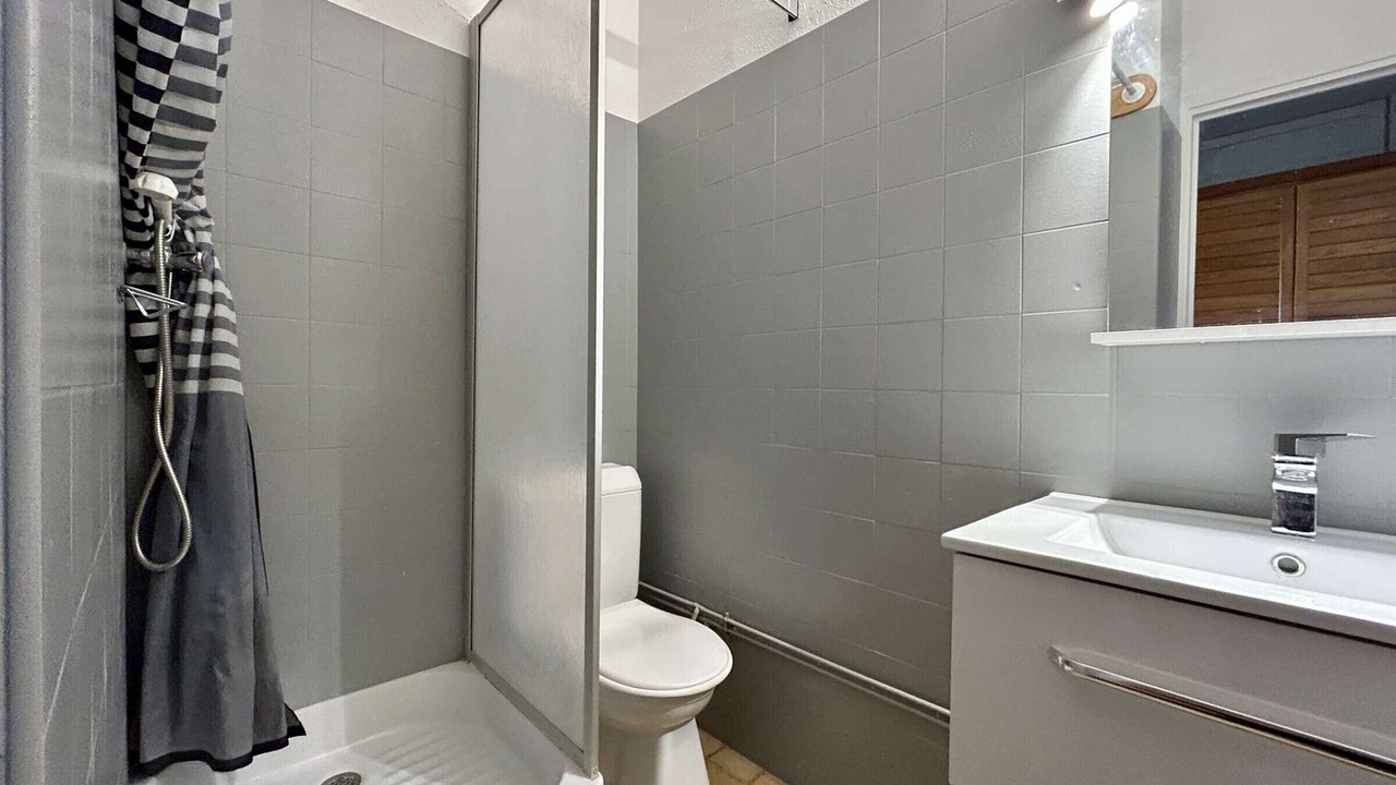 Photo of Bathroom in Saint-Etienne-en-Devoluy