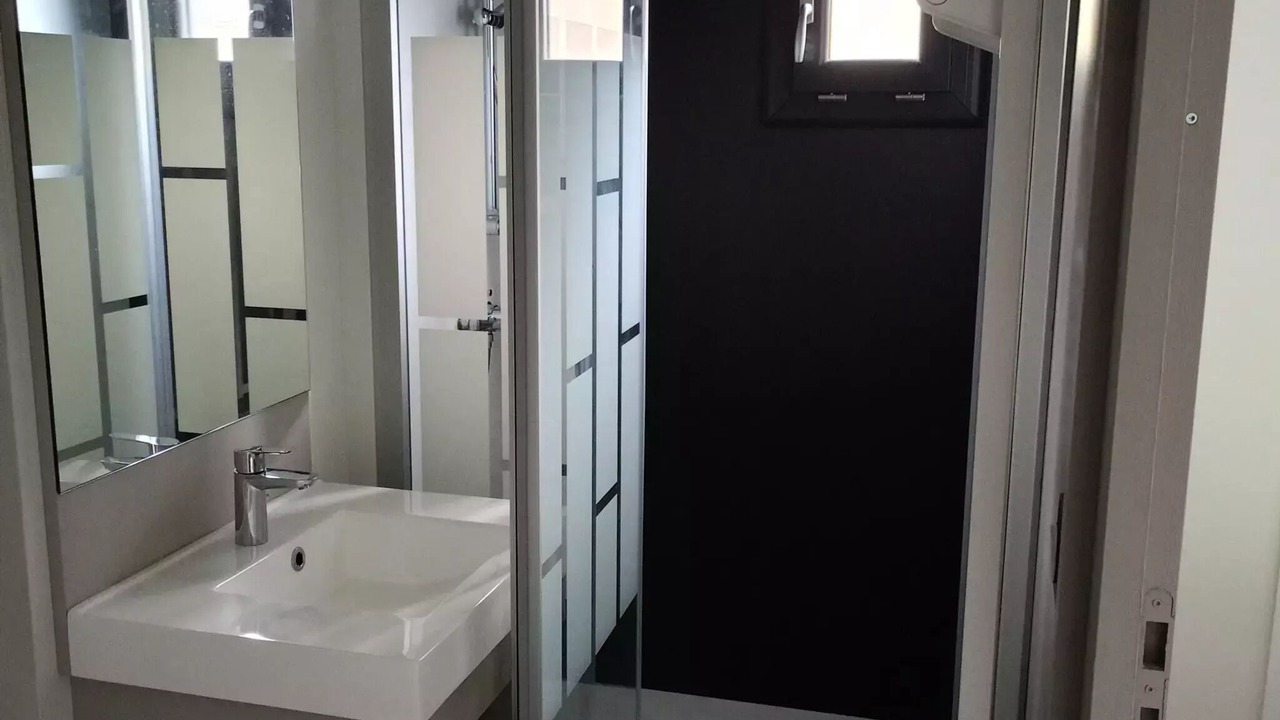 Photo of Bathroom in Savignac-les-Ormeaux