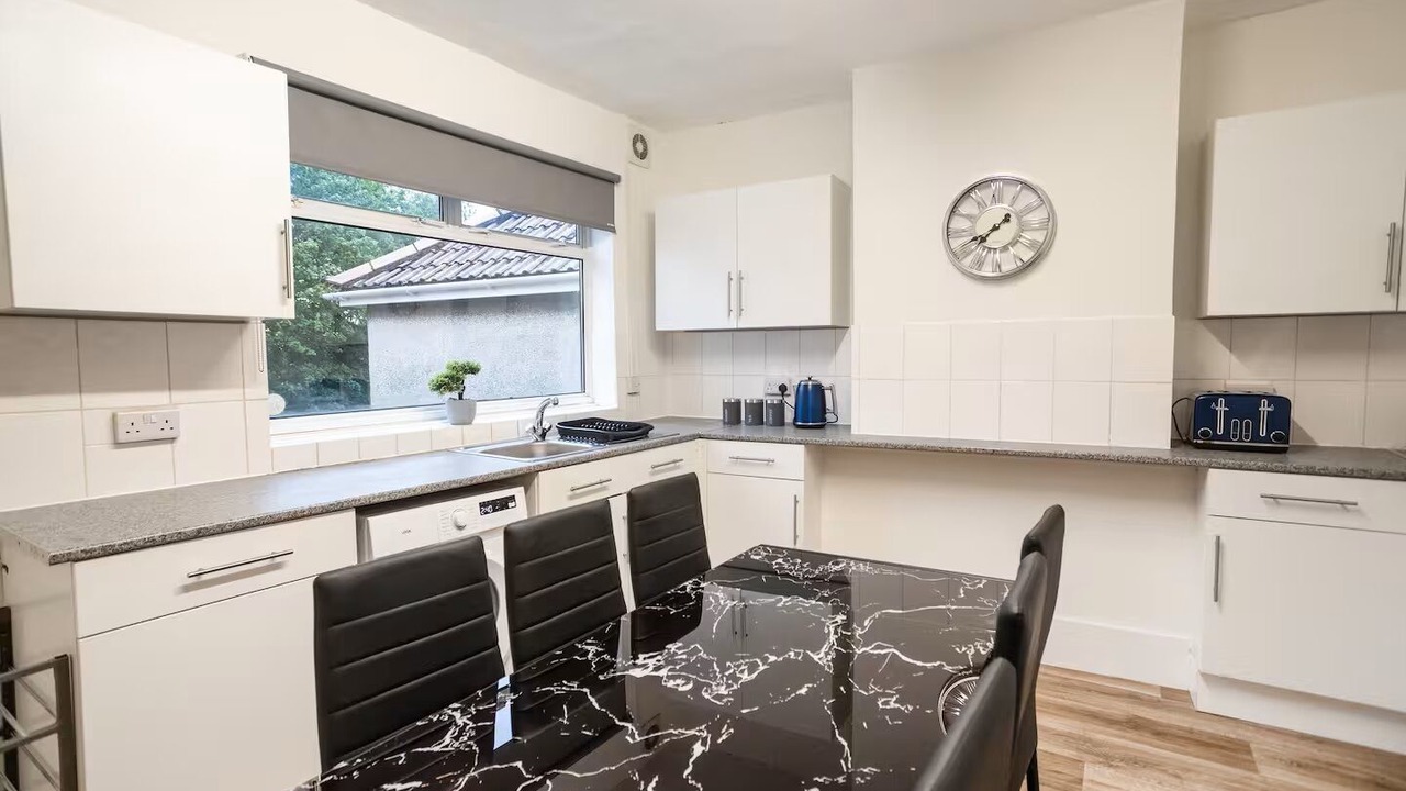 Photo of Others in Staple Hill