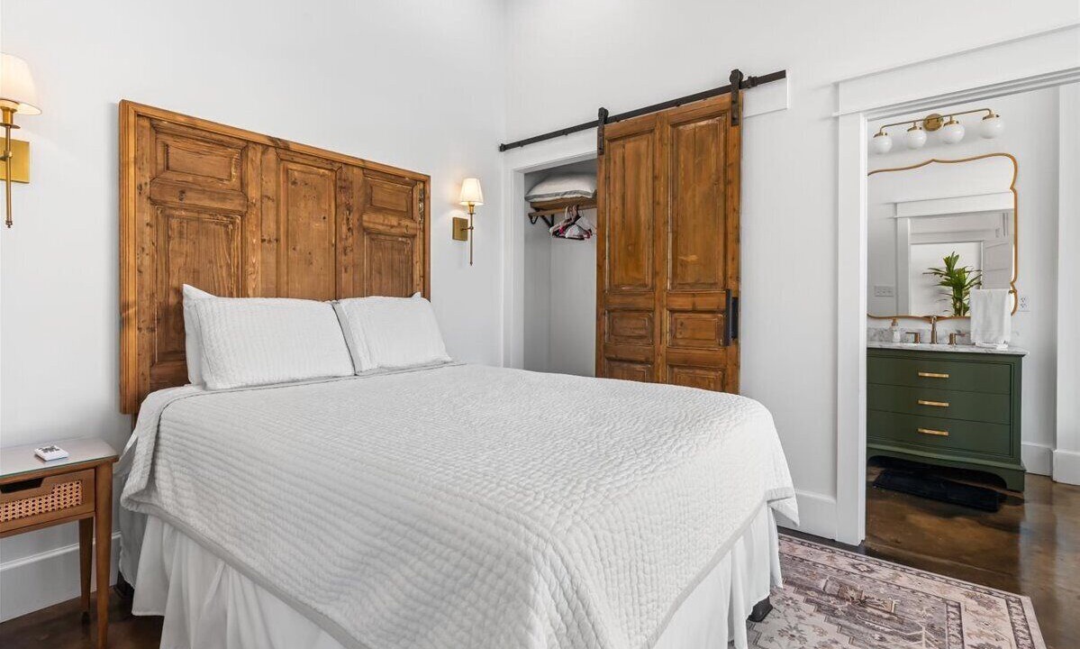Photo of Bedroom in Central Business District