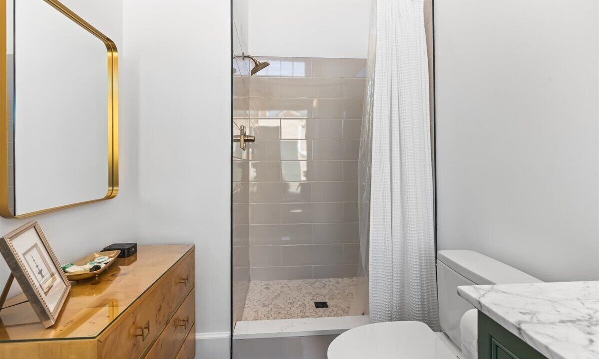 Photo of Bathroom in Central Business District