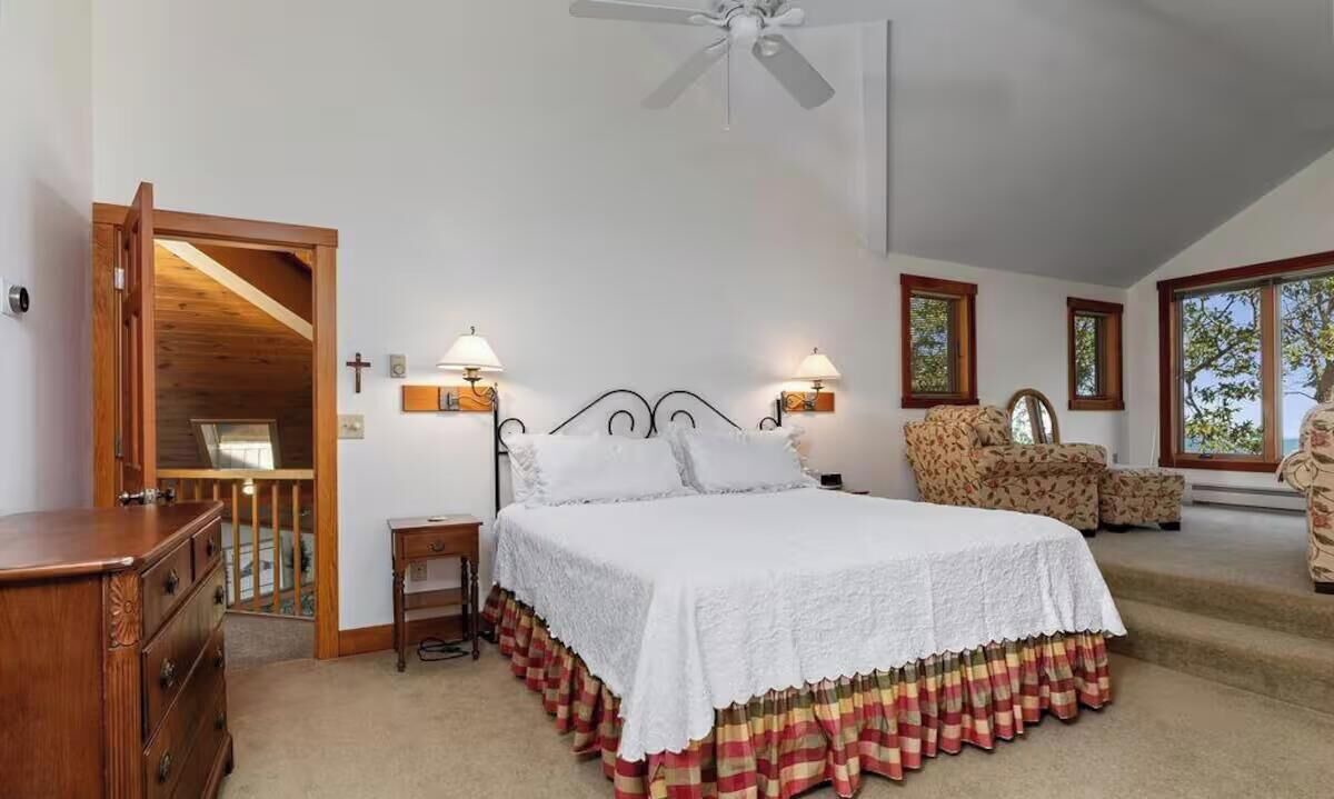 Photo of Bedroom in Wintergreen