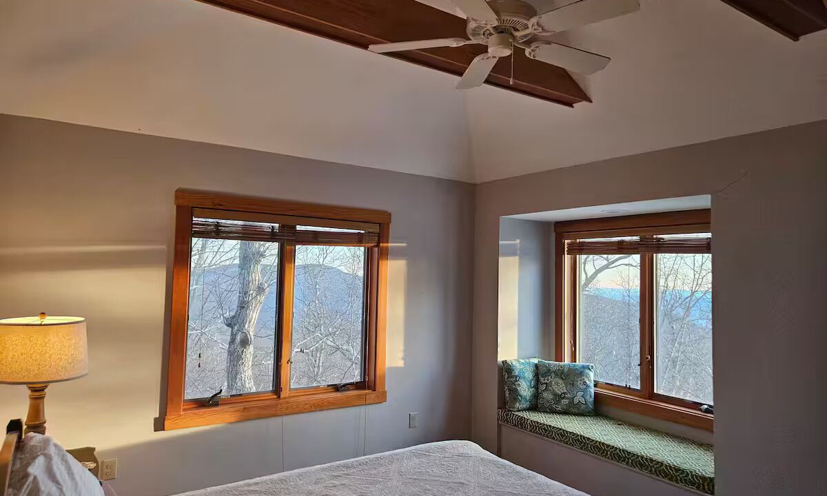 Photo of Bedroom in Wintergreen