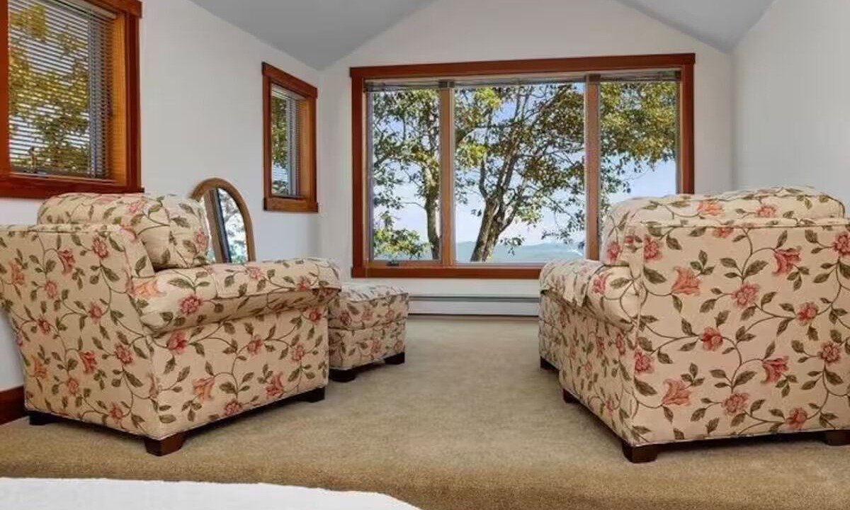 Photo of Bedroom in Wintergreen