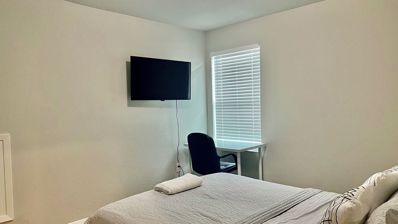 Photo of Bedroom in Elgin