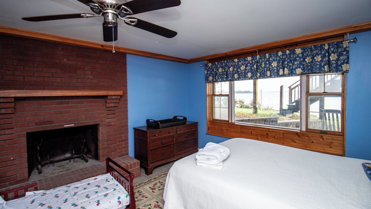 Photo of Bedroom in Plattsburgh
