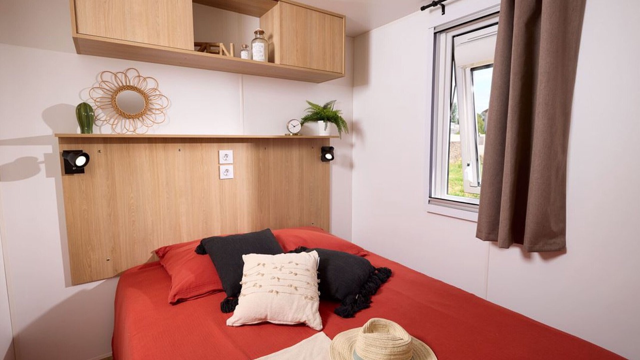 Photo of Bedroom in Brem Sur Mer