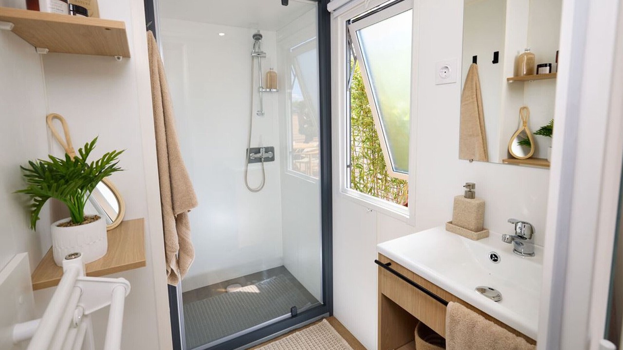 Photo of Bathroom in Brem Sur Mer
