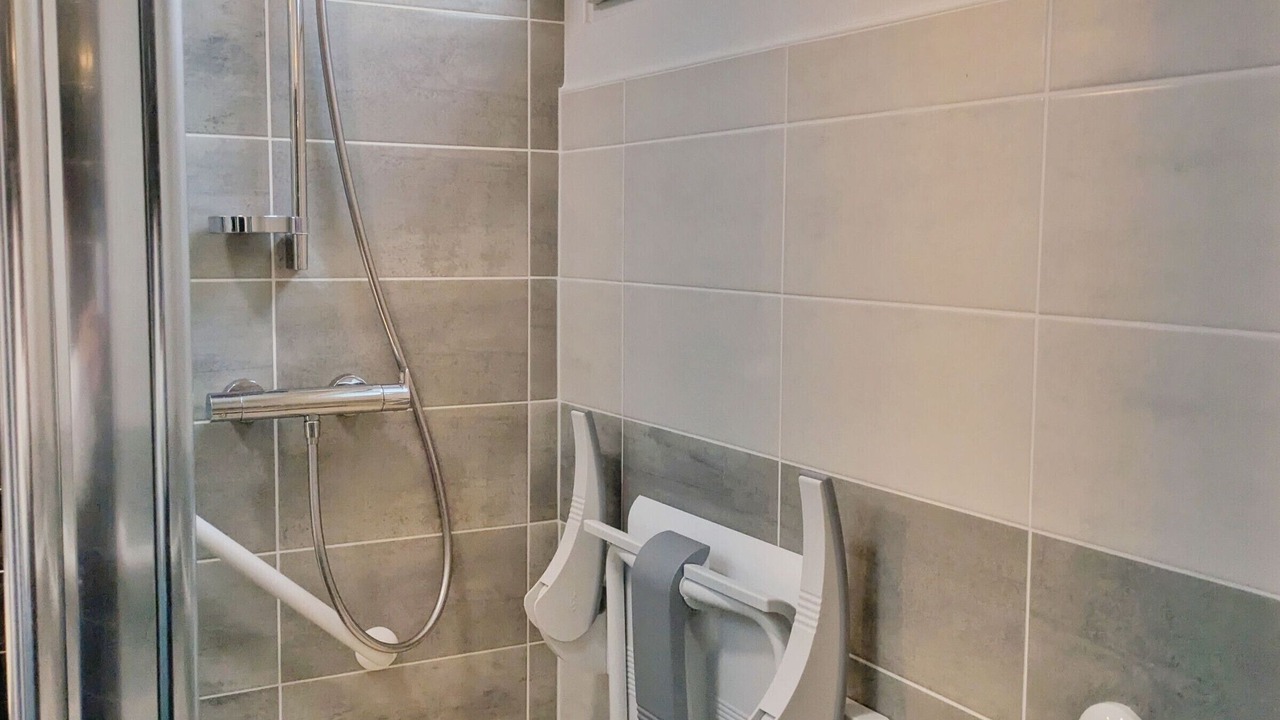 Photo of Bathroom in L'Huisserie