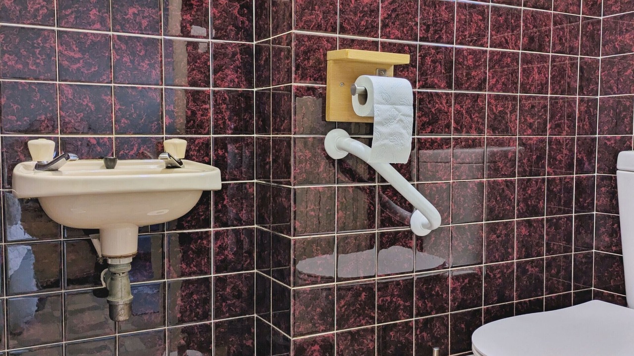 Photo of Bathroom in L'Huisserie