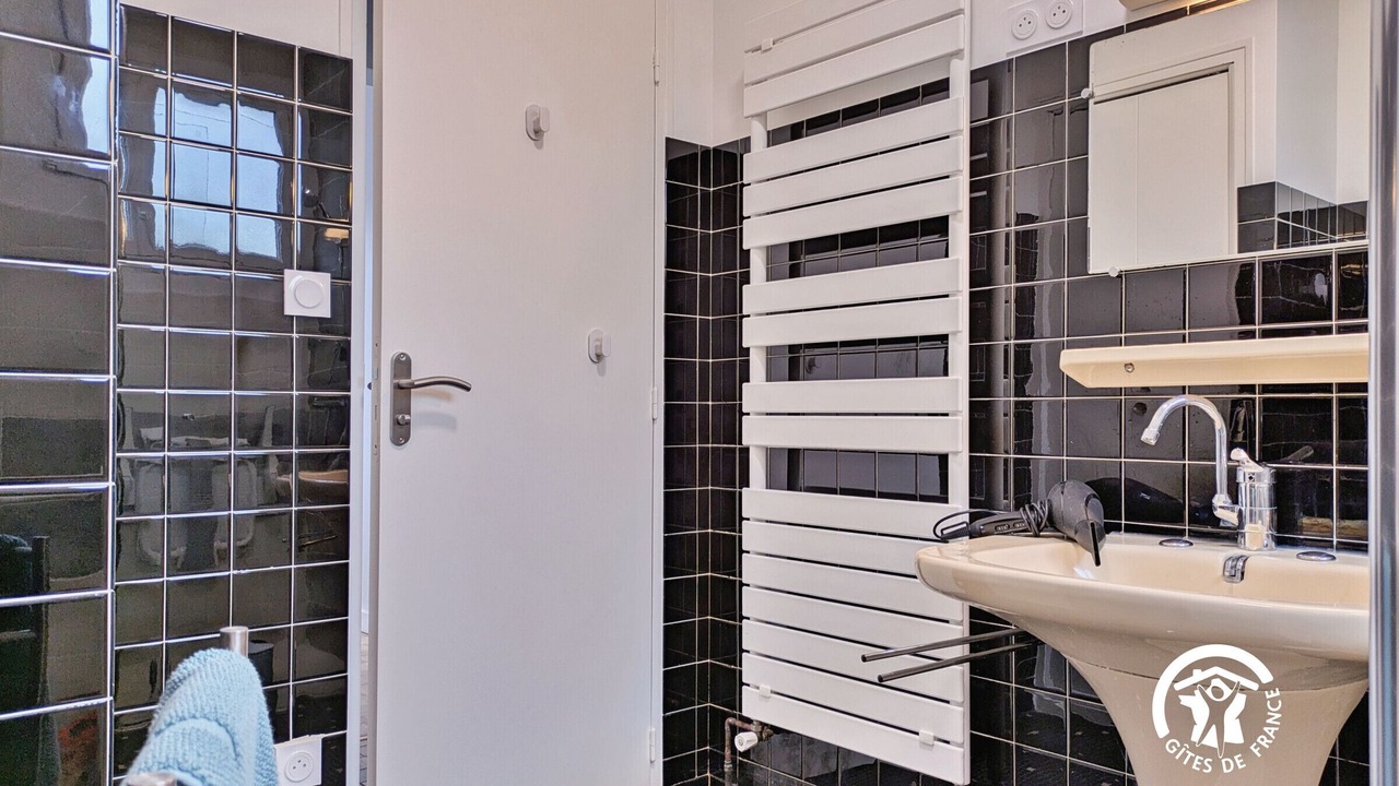 Photo of Bathroom in L'Huisserie