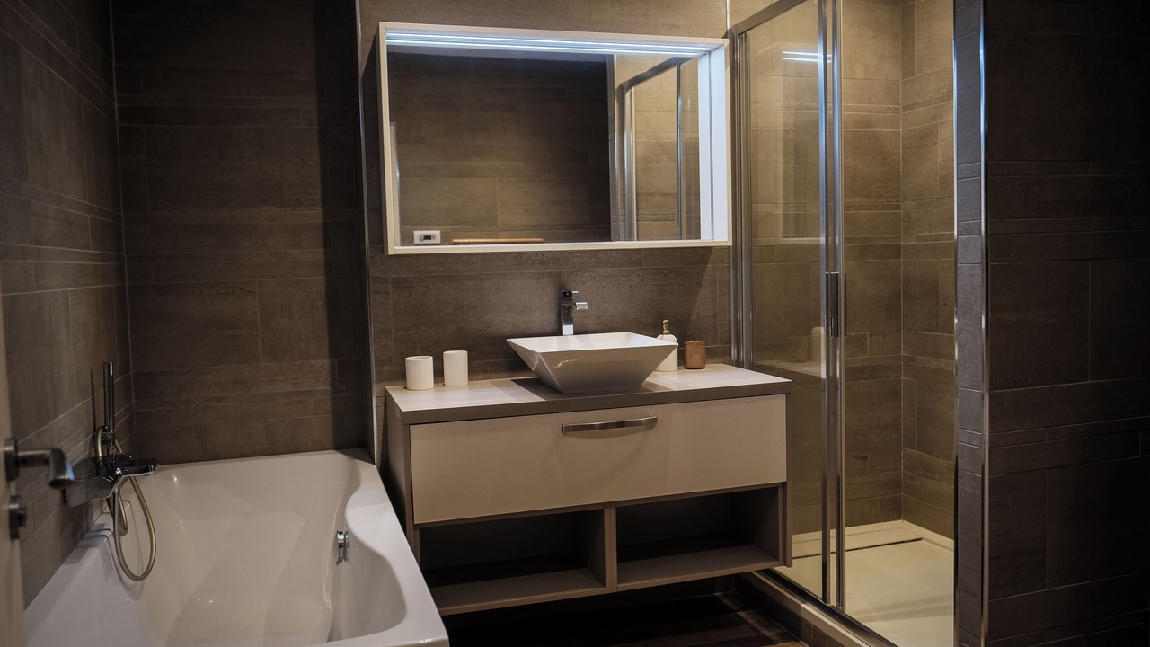 Photo of Bathroom in Sainte-Anne - Faubourg Noyon