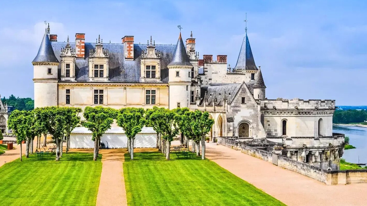Photo of Others in Loches
