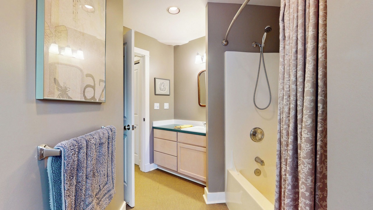 Photo of Bathroom in Lummi Island