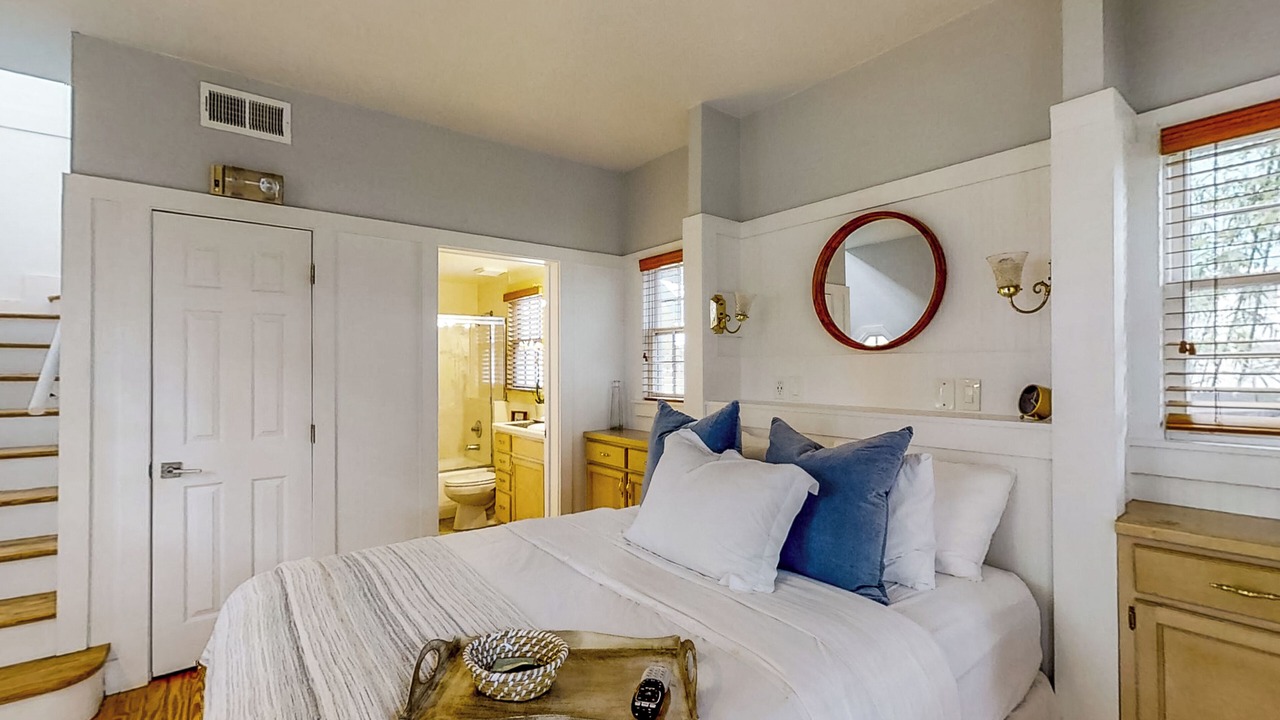 Photo of Bedroom in Steinhatchee