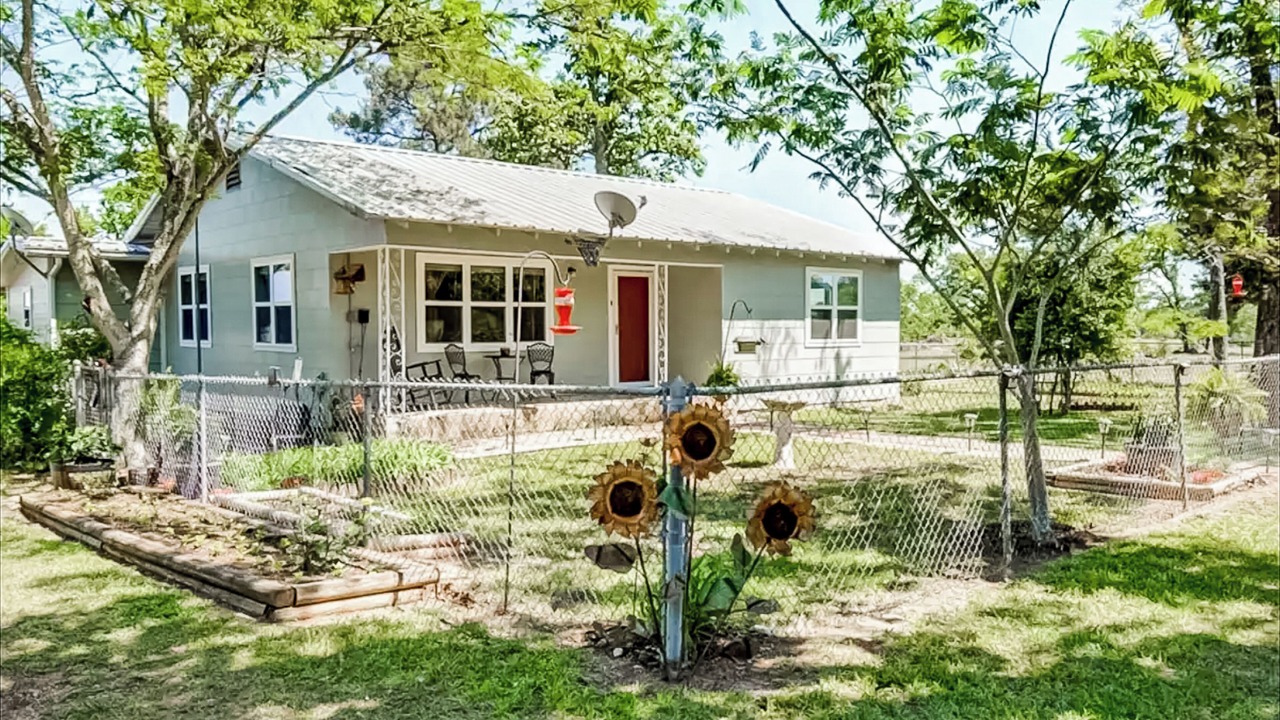 Photo of Outdoor in Smithville