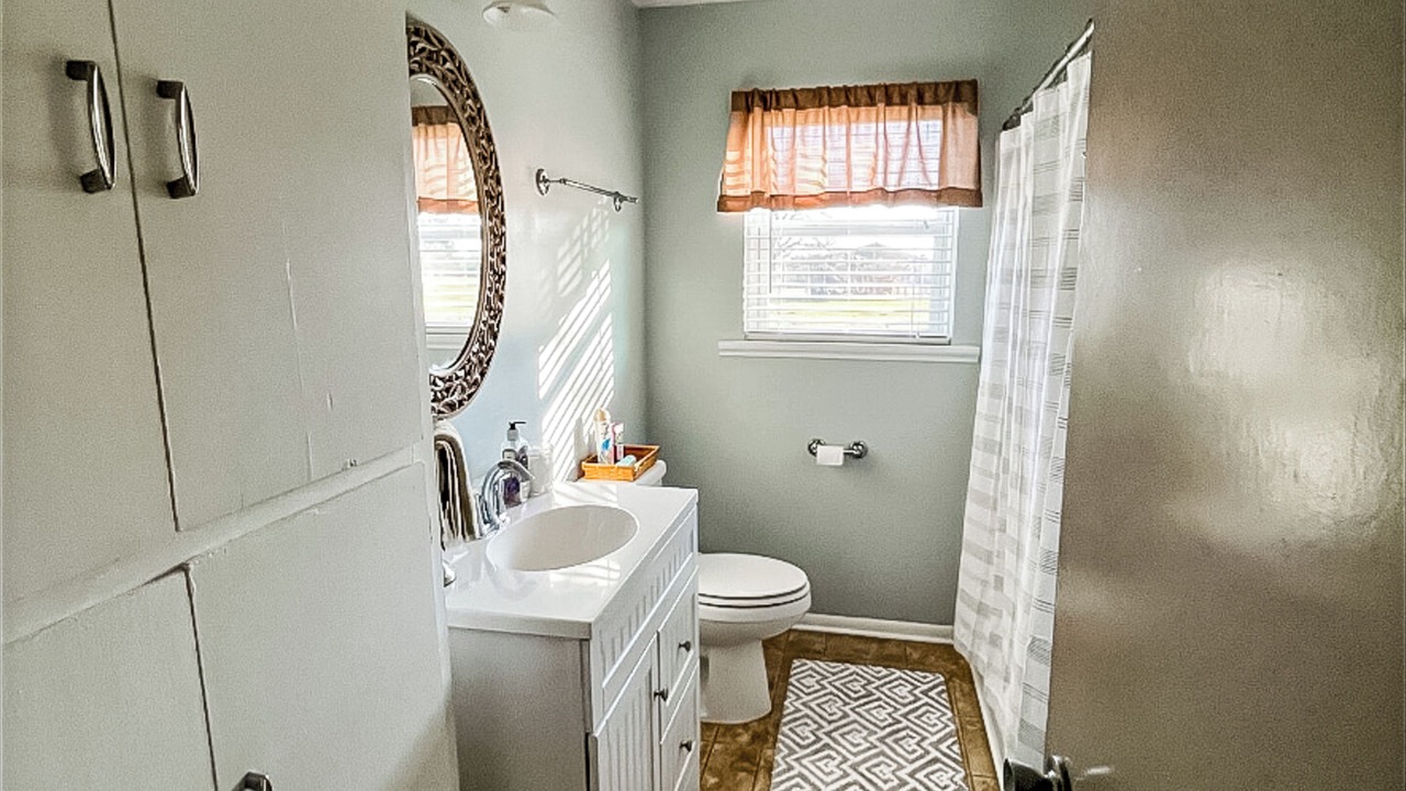 Photo of Bathroom in Smithville