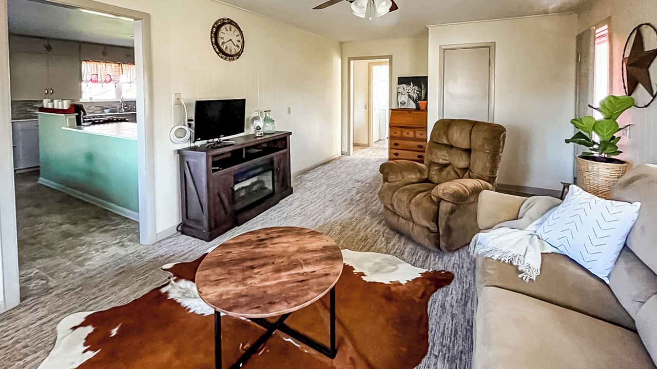 Photo of Livingroom in Smithville