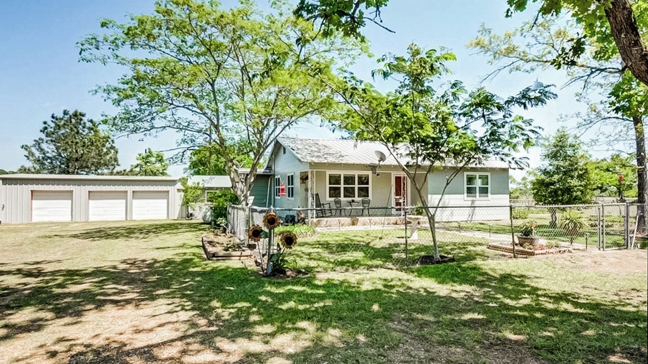 Photo of Outdoor in Smithville