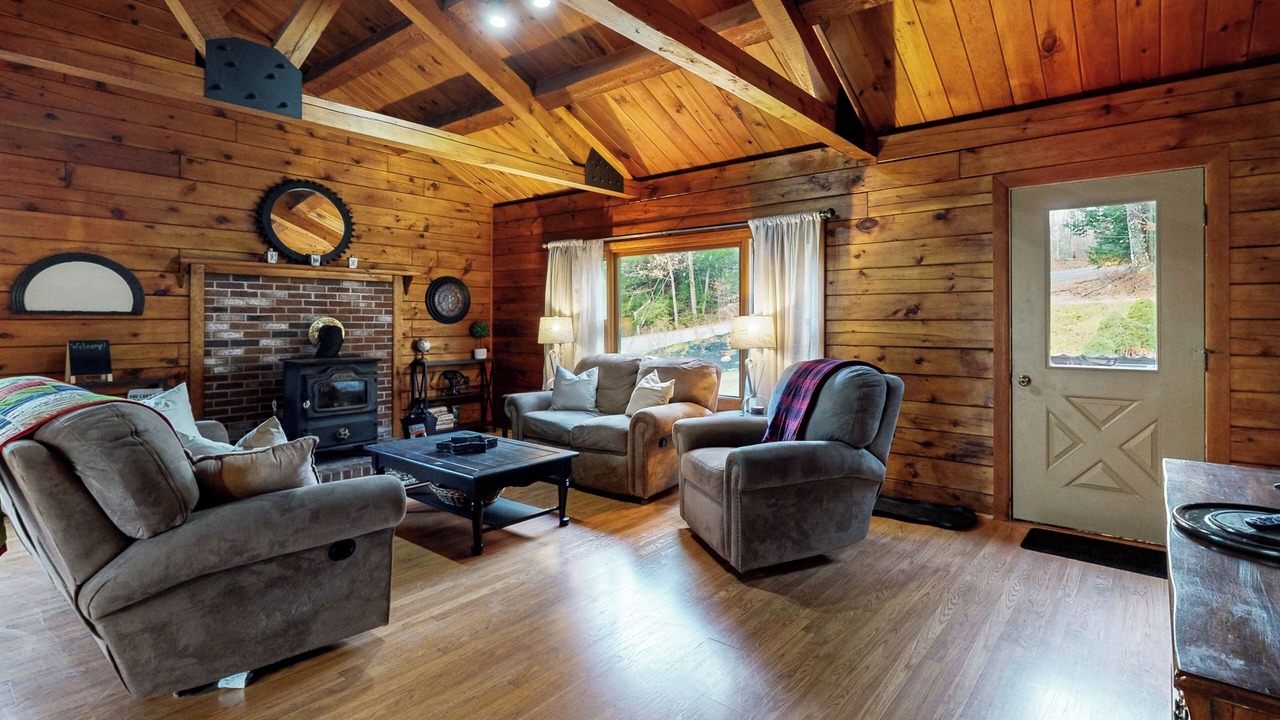 Photo of Livingroom in Barnstead