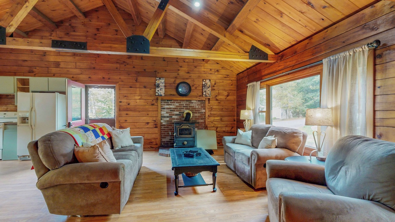 Photo of Livingroom in Barnstead
