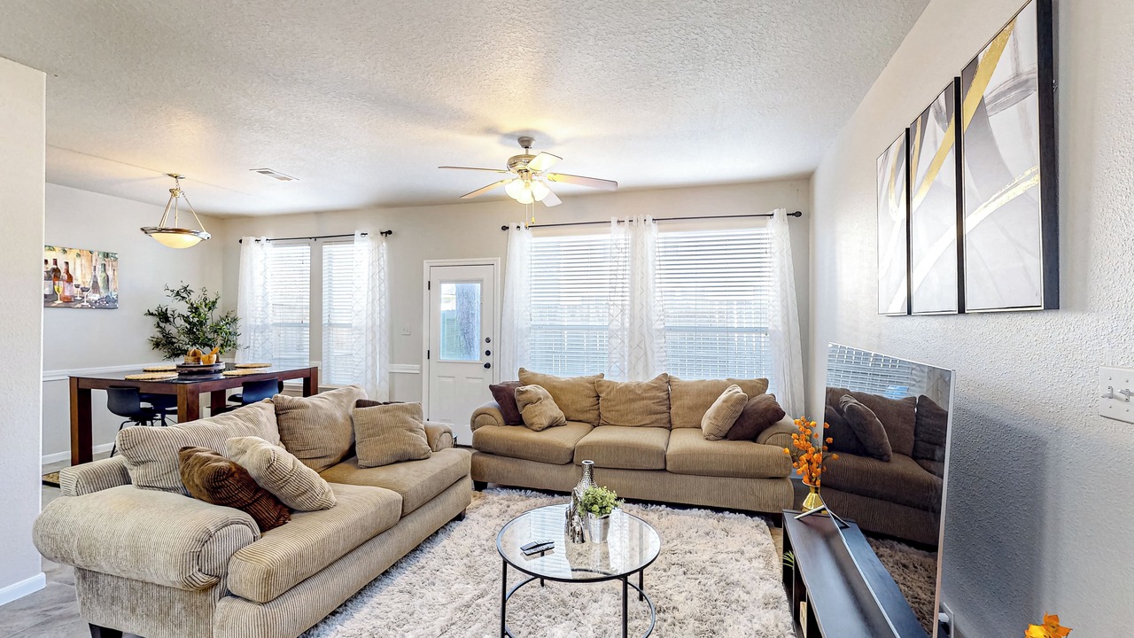 Photo of Livingroom in Conroe
