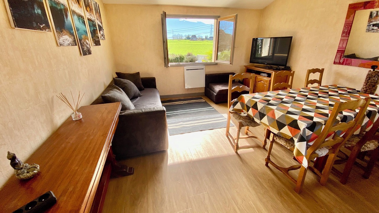 Photo of Livingroom in Faverges-de-la-Tour