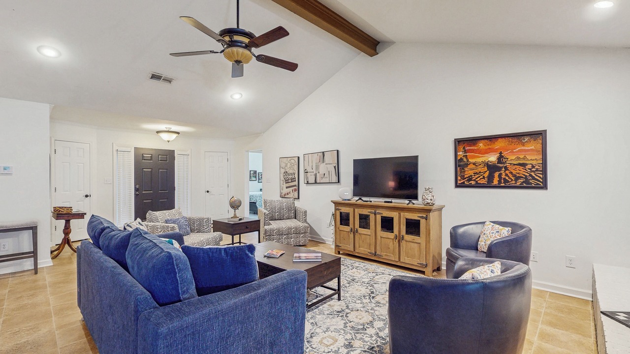 Photo of Livingroom in Conway