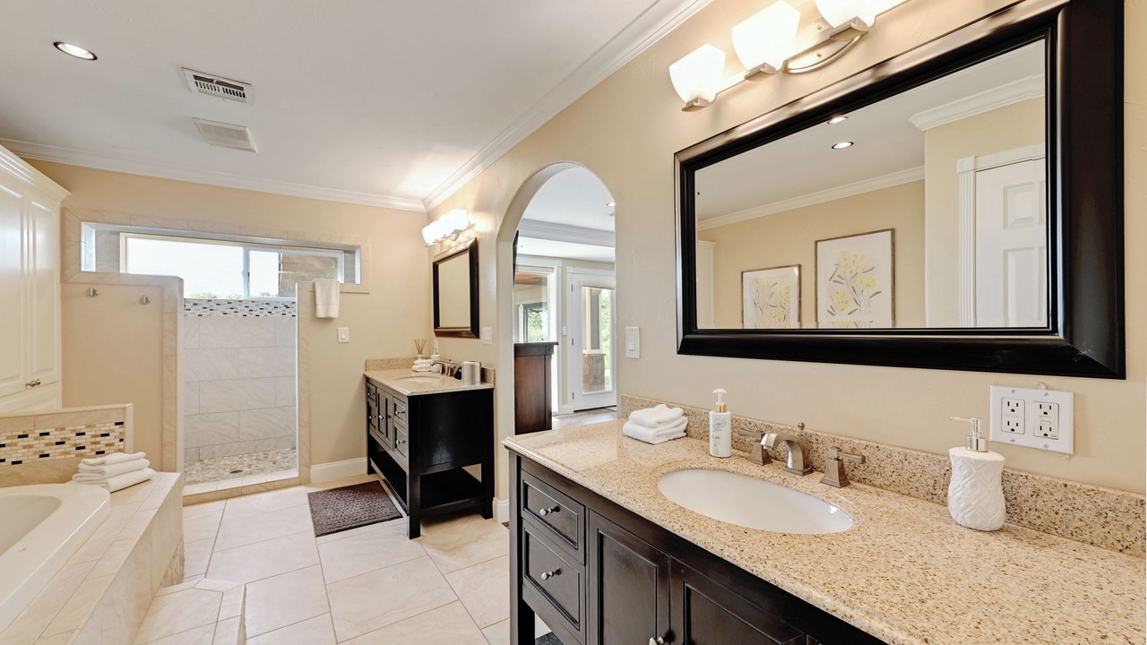 Photo of Bathroom in Granite Shoals
