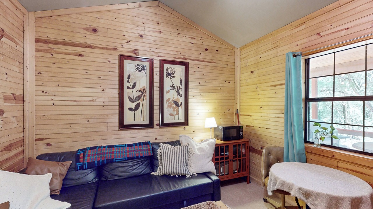 Photo of Livingroom in Paige