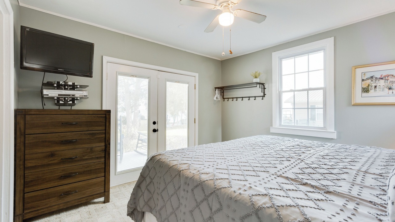 Photo of Bedroom in Russellville