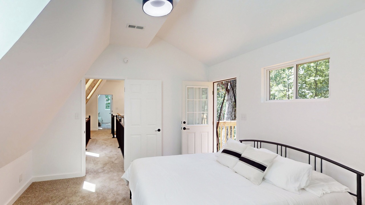 Photo of Bedroom in Windsor Hills