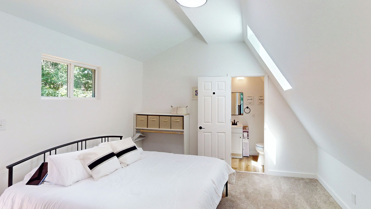 Photo of Bedroom in Windsor Hills