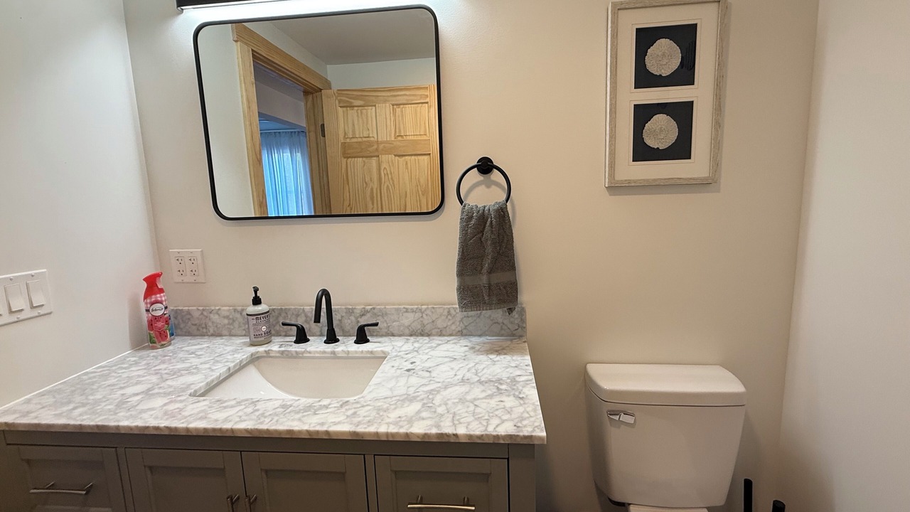 Photo of Bathroom in Lake Erie Beach