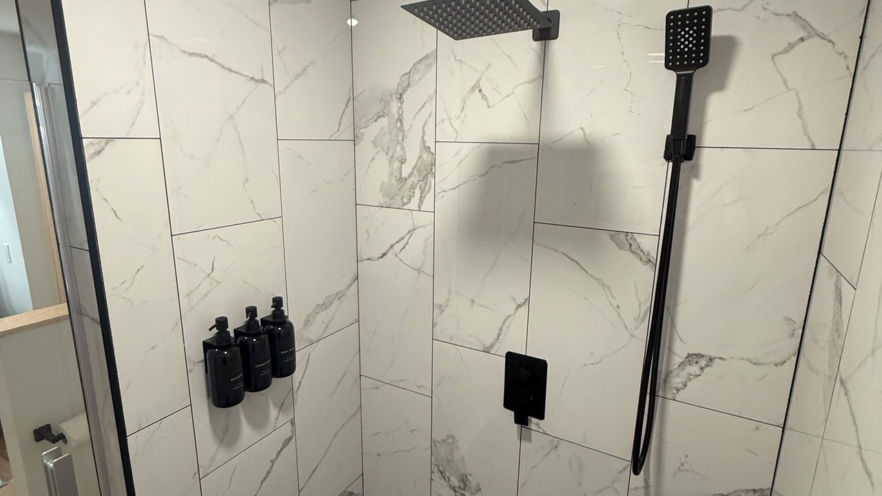 Photo of Bathroom in Lake Erie Beach