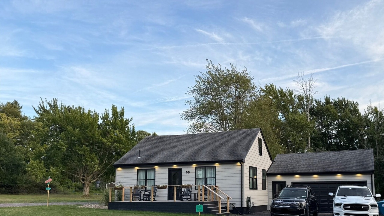 Photo of Outdoor in Lake Erie Beach