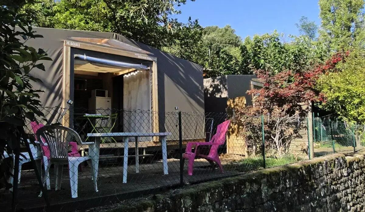 Photo of Outdoor in Ribes