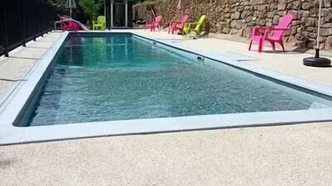 Photo of Outdoor in Ribes