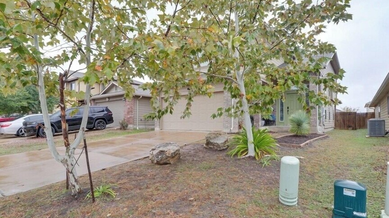 Photo of Outdoor in Manor