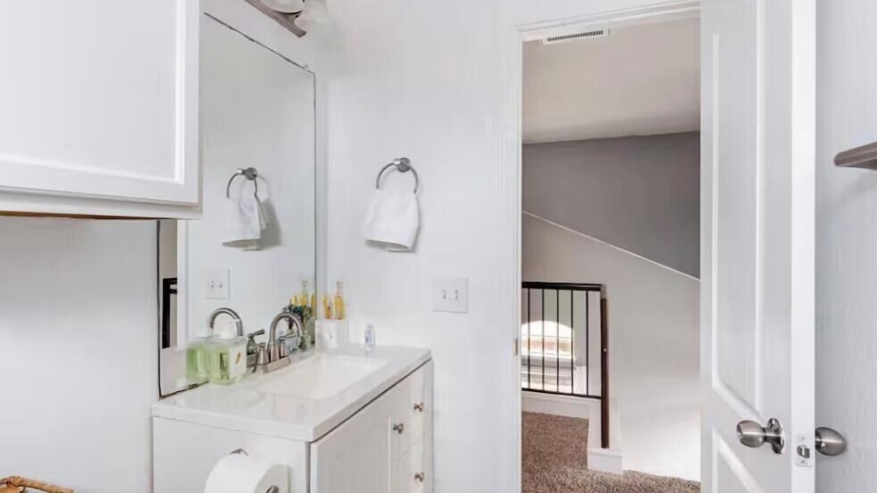Photo of Bathroom in Manor